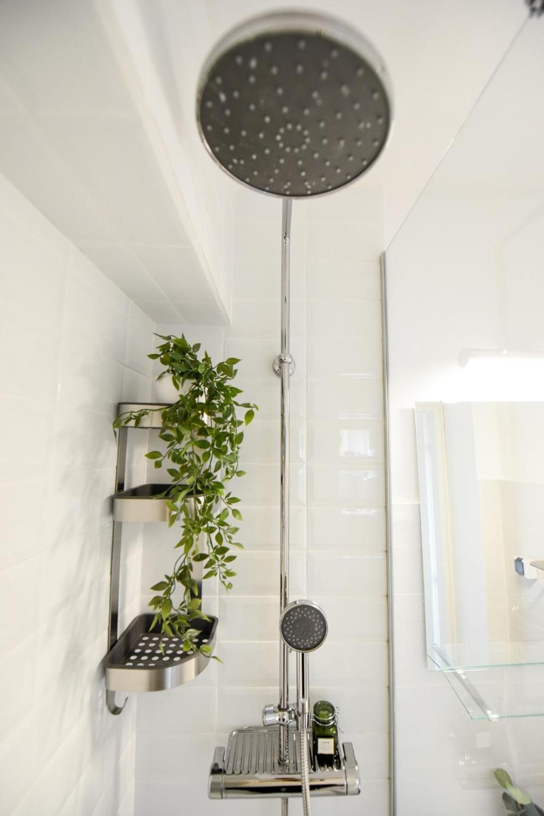 Appartamento Explore And Relax: Your Ideal 2br On Calea Victoriei Bucarest