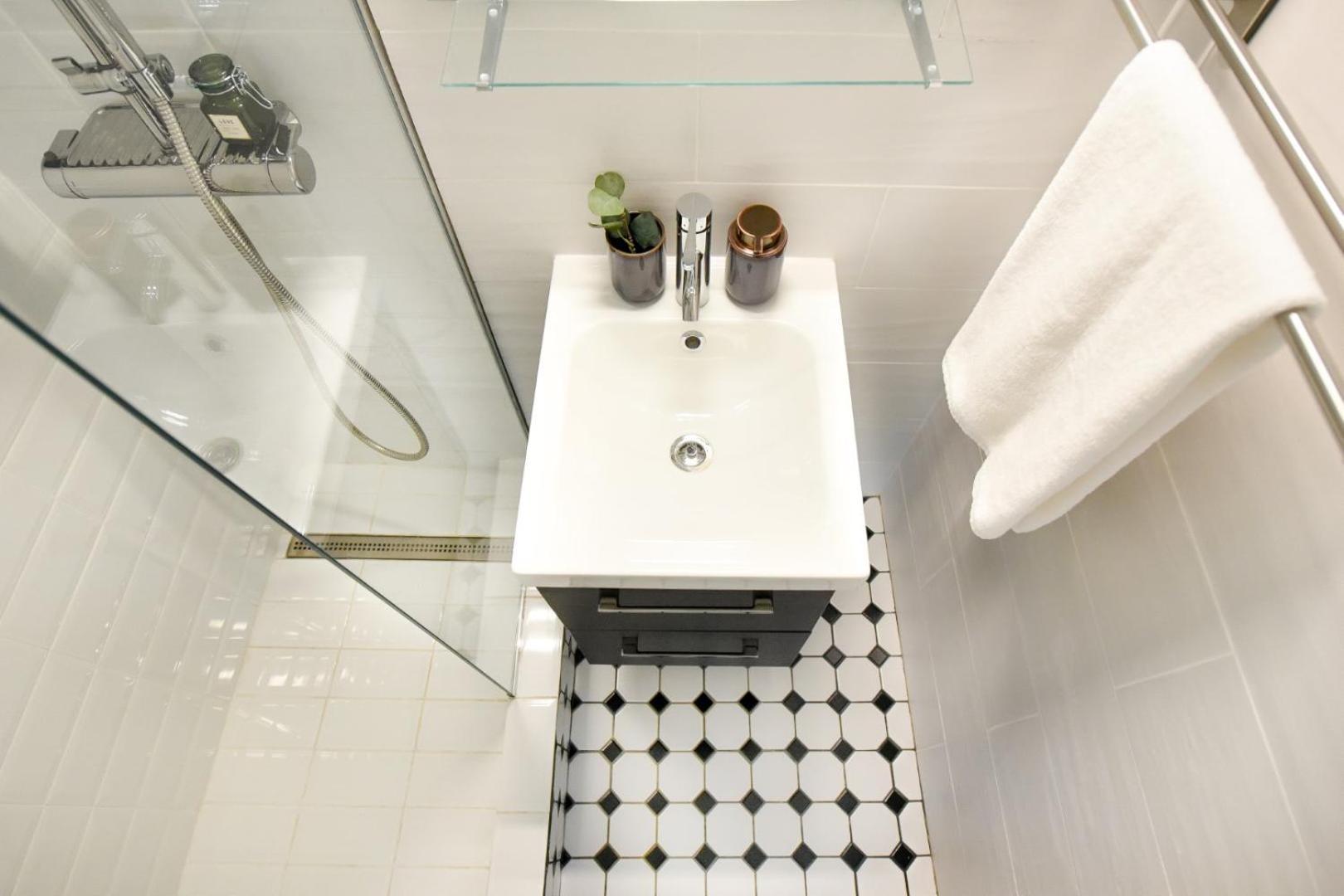 Explore And Relax: Your Ideal 2br On Calea Victoriei * Bucarest